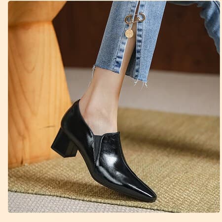 【クラシカル】スクエアトゥ ショートブーツ - ヒール 履きやすい 秋冬