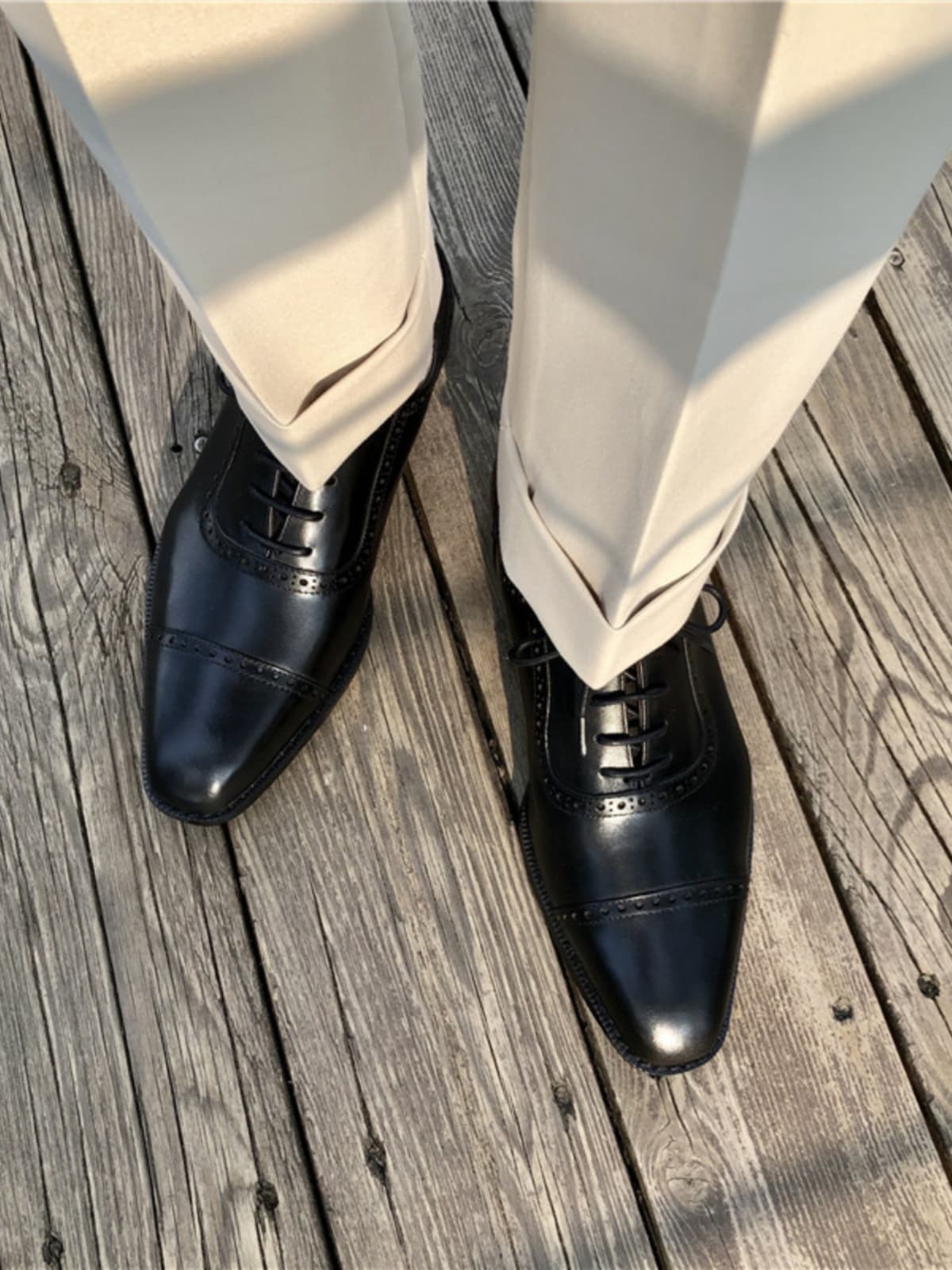 【匠の技】極上ストレートチップ - 本革で仕上げた逸品