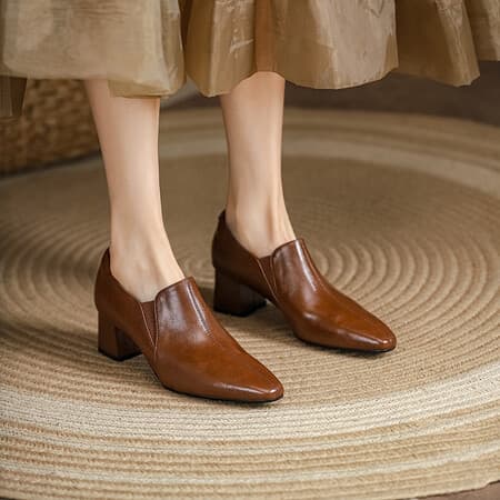 【クラシカル】スクエアトゥ ショートブーツ - ヒール 履きやすい 秋冬