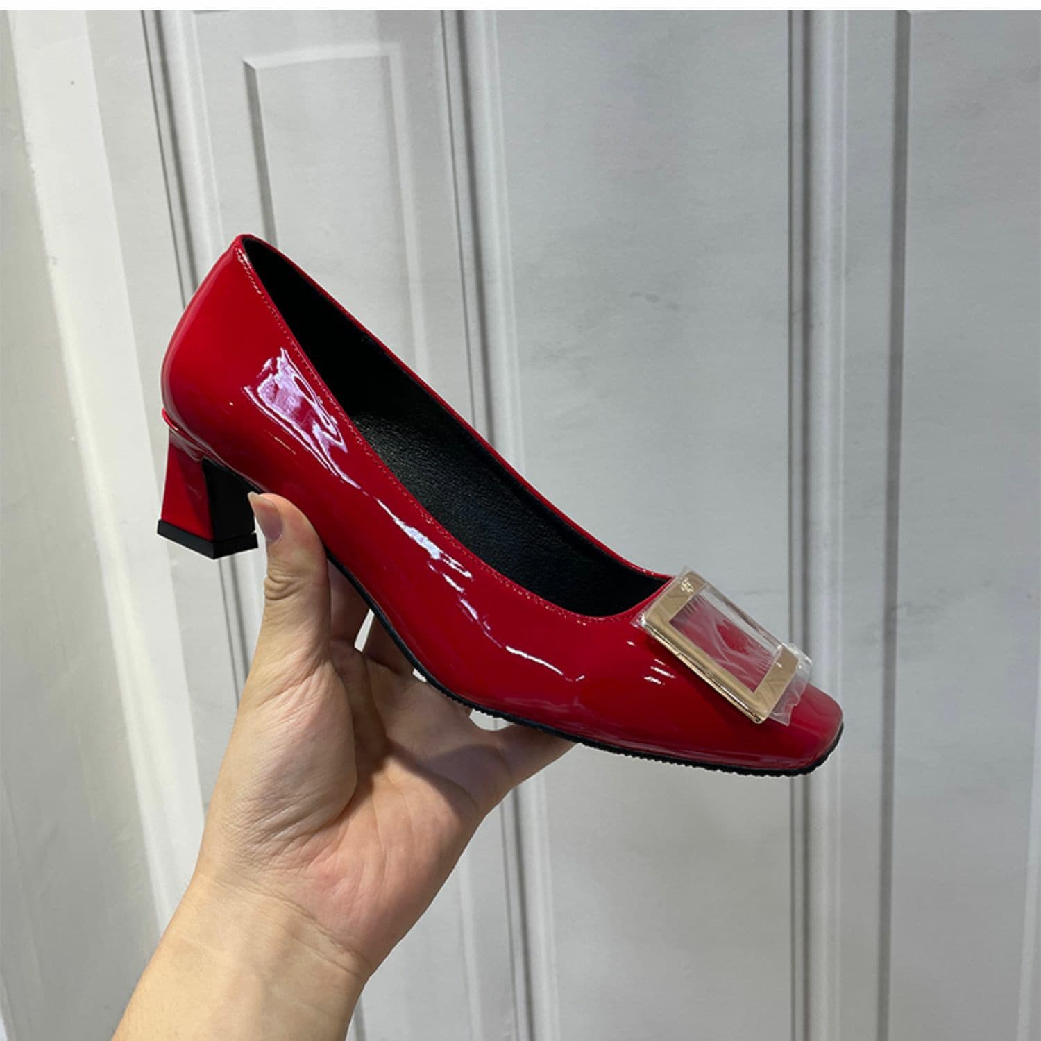 【クラシカル】上品 バックルパンプス - オフィスカジュアル