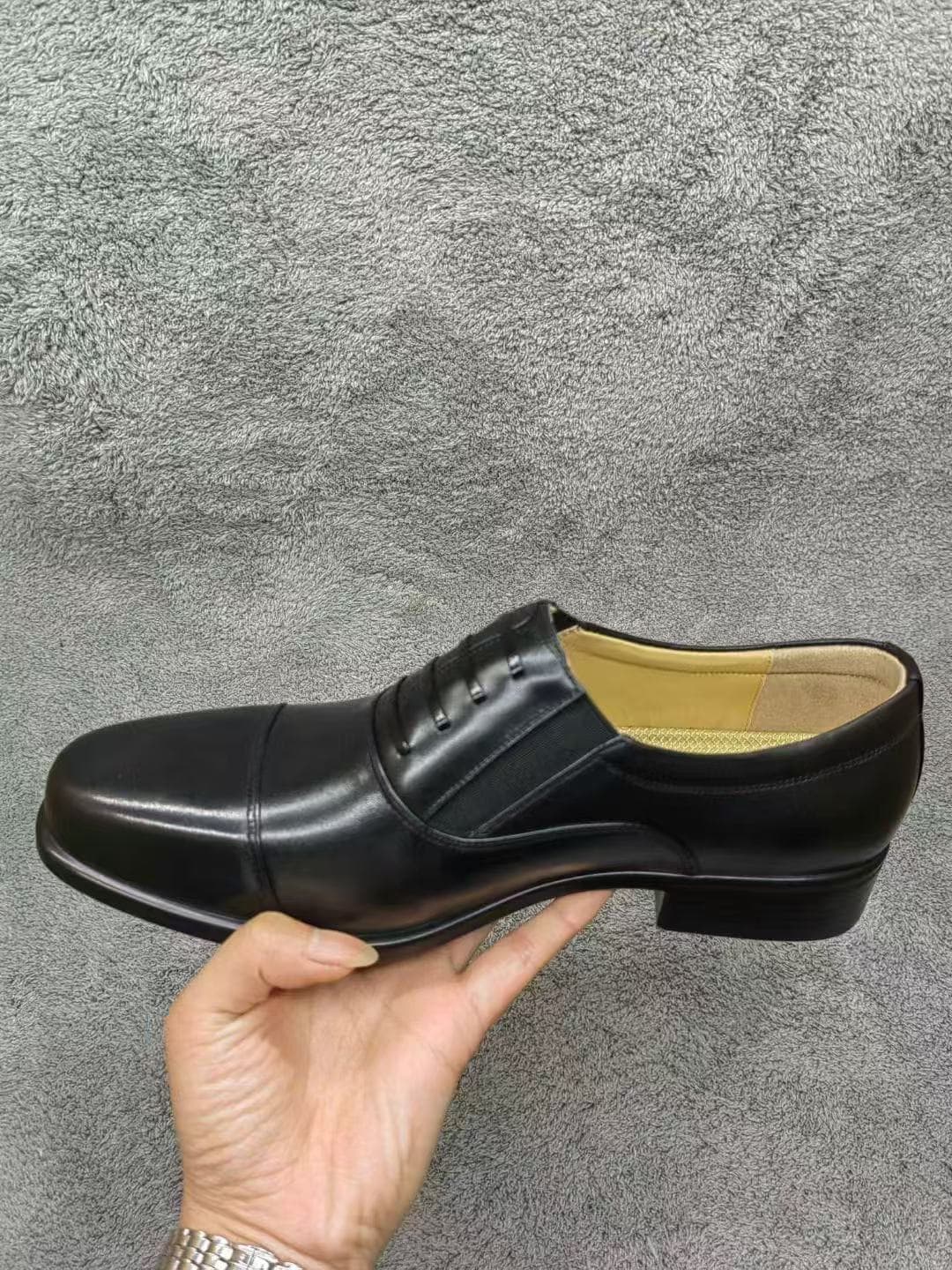【正統派】ストレートチップビジネスシューズ - どんな場面でも活躍