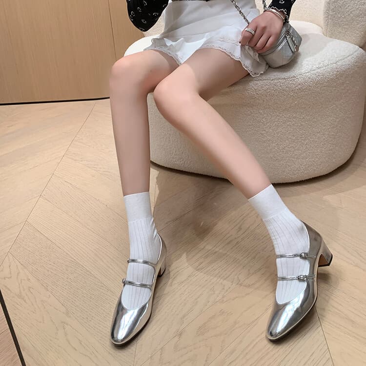 【レトロ】ダブルストラップ パンプス - 歩きやすい