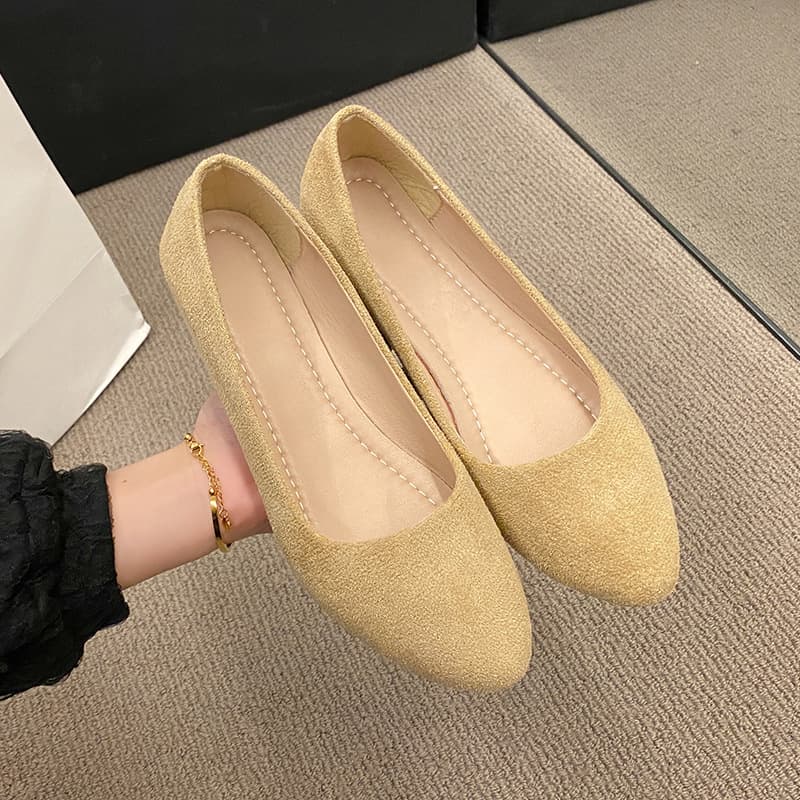 【おすすめ】 美脚シルエット 快適クッションパンプス