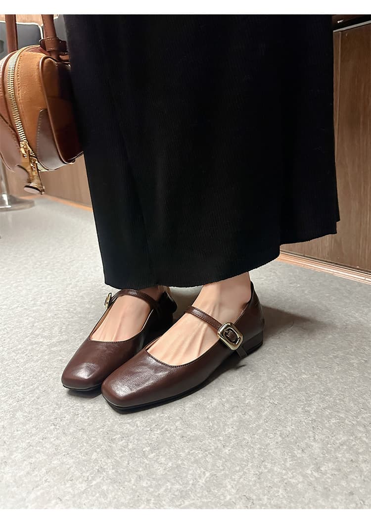 【クラシカル】ストラップ パンプス - 歩きやすい 安定感 レディース