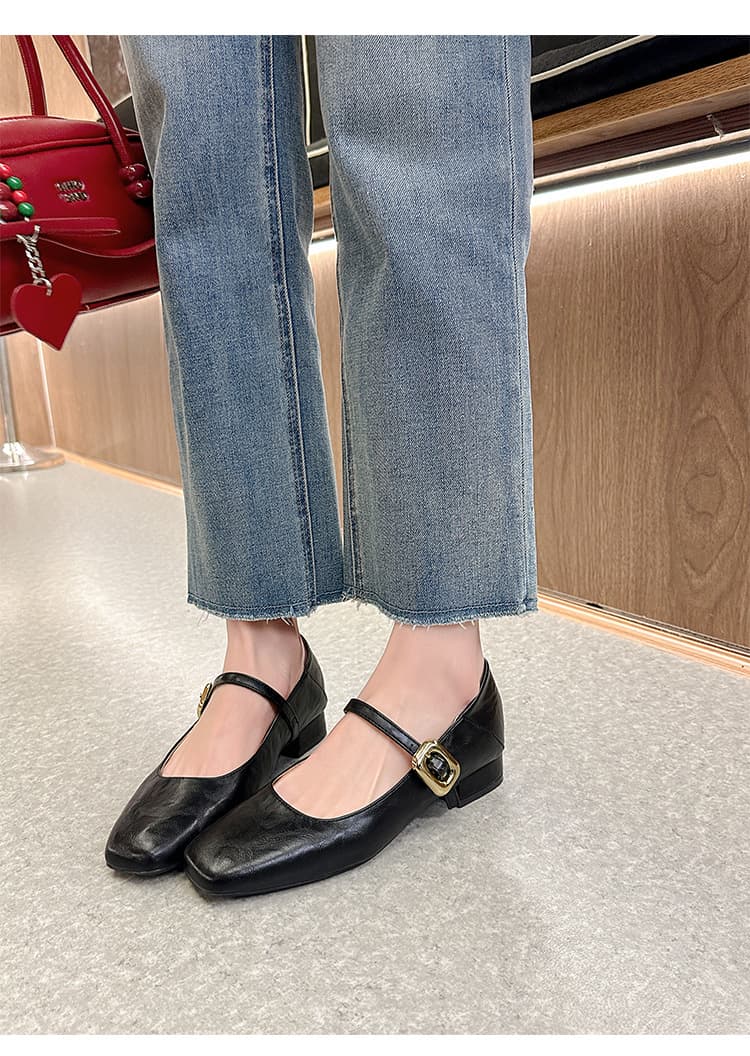 【クラシカル】ストラップ パンプス - 歩きやすい 安定感 レディース